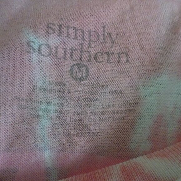 SIMPLY SOUTHERN Woman's Size M Pink S. Sleeve T-Shirt Turtle Rescue - Picture 6 of 6